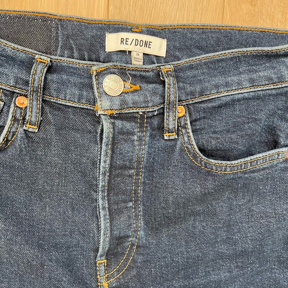 Re/Done 70s Stove Pipe Straight Leg High-Rise Jeans in Dark Indigo Denim Size 25 - Picture 3 of 13
